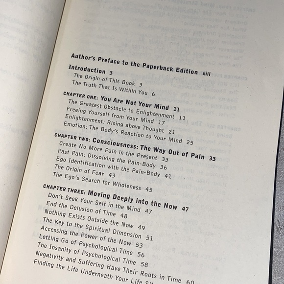 The power of now by Eckhart Tolle paperback book - Picture 4 of 7